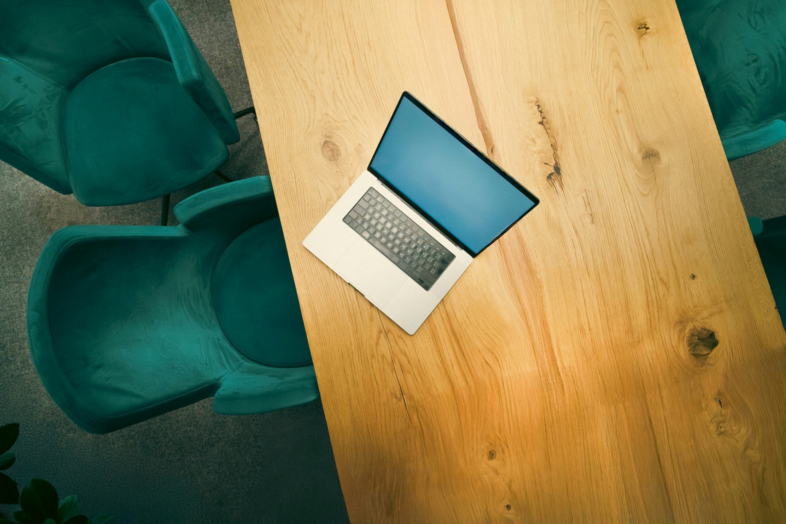 how to hire a real estate virtual assistant
